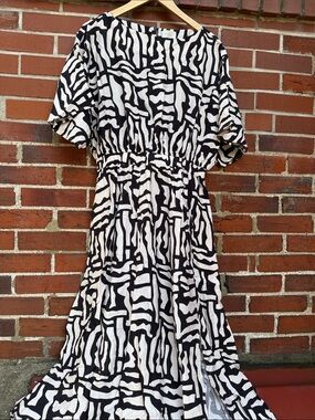 MELLODAY Black and White Abstract Printed Midi Dress XL, Pockets, Elastic Waist